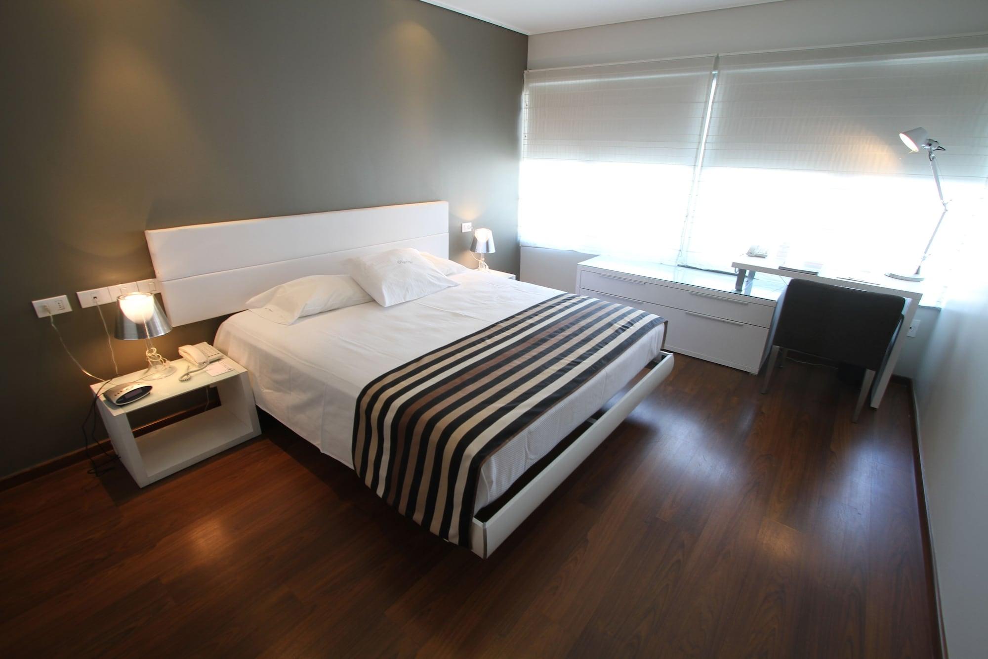 Regency Golf - Hotel Urbano Montevideo Exterior photo